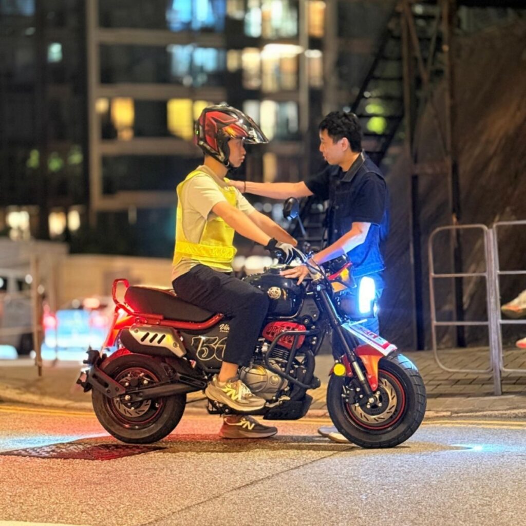 全新小熊電單車 | 現已登陸香港 | 輝Sir電單車獨家發售 2 fai-sir-teaching-panda-zonsenmotor